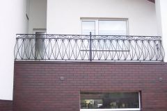 106.-Kalviski-metaliniai-balkono-tureklai