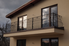 113.-Kalviski-metaliniai-balkono-tureklai