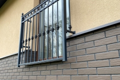 12.-Kalviski-metaliniai-balkono-tureklai