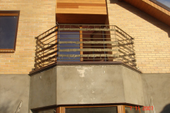 122.-Kalviski-metaliniai-balkono-tureklai