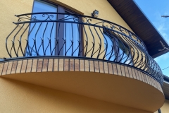 18.-Kalviski-metaliniai-balkono-tureklai