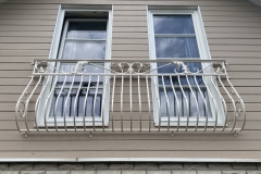 21.-Kalviski-metaliniai-balkono-tureklai