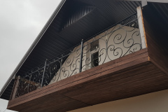 41.-Kalviski-metaliniai-balkono-tureklai