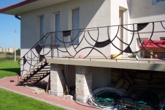 132.-Kalviski-metaliniai-balkono-tureklai