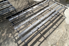 137.-Kalviski-metaliniai-lauko-tureklai