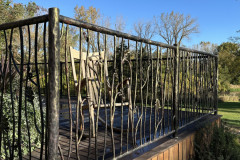 141.-Kalviski-metaliniai-balkono-ir-terasos-tureklai