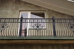 37.-Kalviski-metaliniai-balkono-tureklai