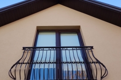 72.-Kalviski-metaliniai-balkono-tureklai