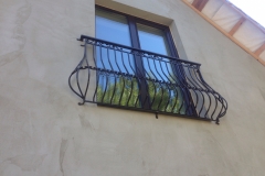 74.-Kalviski-metaliniai-balkono-tureklai