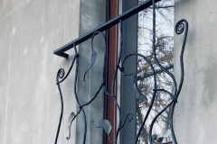 78.-Kalviski-metaliniai-balkono-tureklai