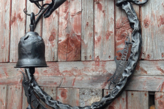57.-Skulptura-kalviska-metaline-gyvate