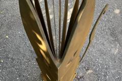 111.-Metaline-skulptura-Katinas