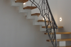 106.-Kalviski-vidaus-laiptu-tureklai