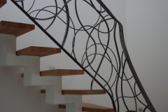 108.-Kalviski-vidaus-laiptu-tureklai