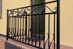 69.-Kalviski-metaliniai-lauko-laiptu-tureklai