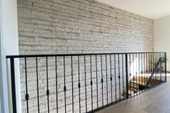 91.Klasikiniai-kalviski-vidaus-laiptu-tureklai