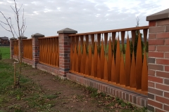 139.-Kalviski-atveriami-kiemo-vartai-varteliai-ir-tvora