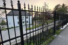 157.Metaliniai-kalviski-kiemo-vartai