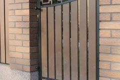 27.-Kalviski-atveriami-automatiniai-kiemo-varteliai